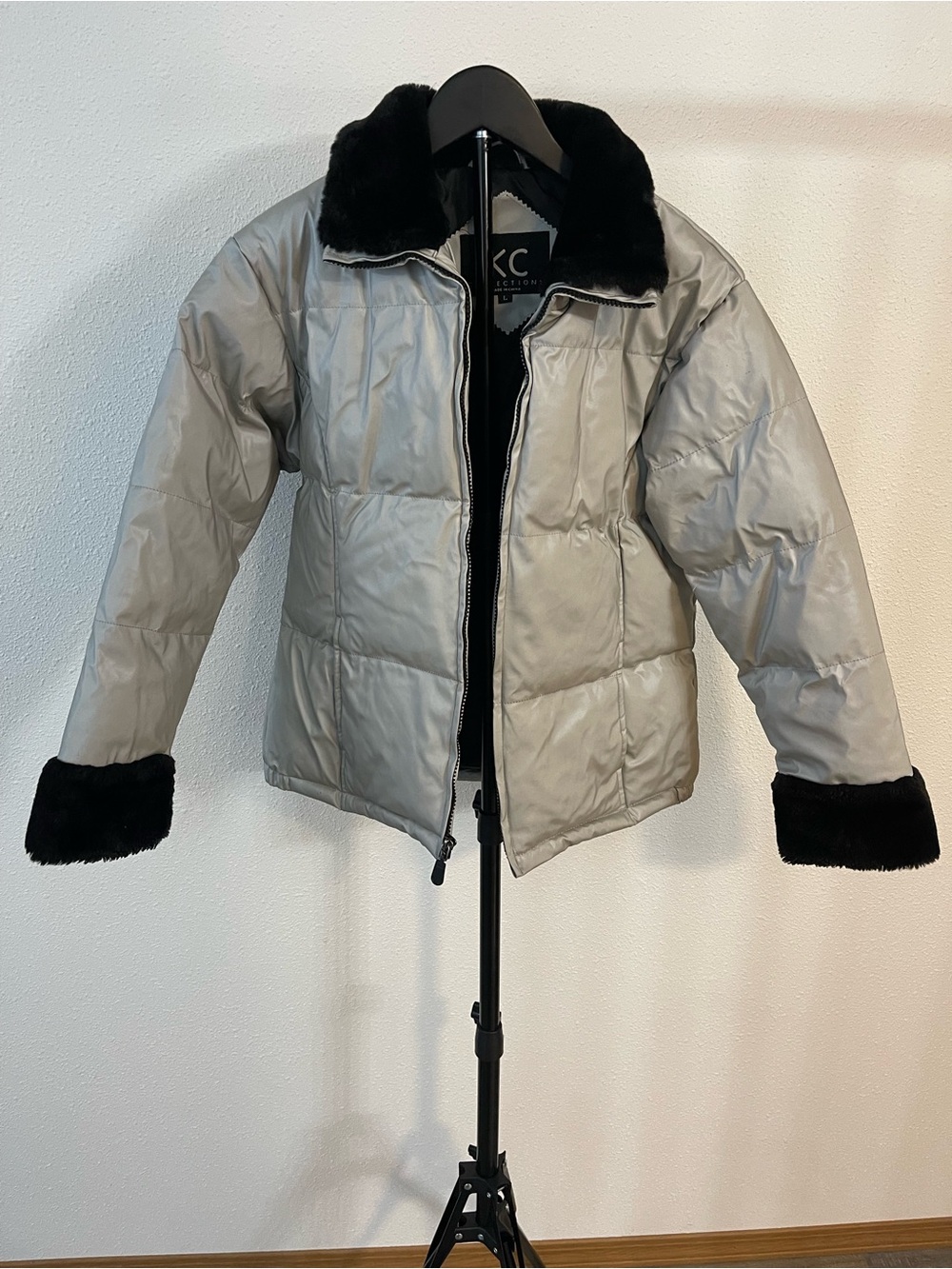 Kc collections large women’s Silver Puffer Jacket with Black Faux Fur Trim